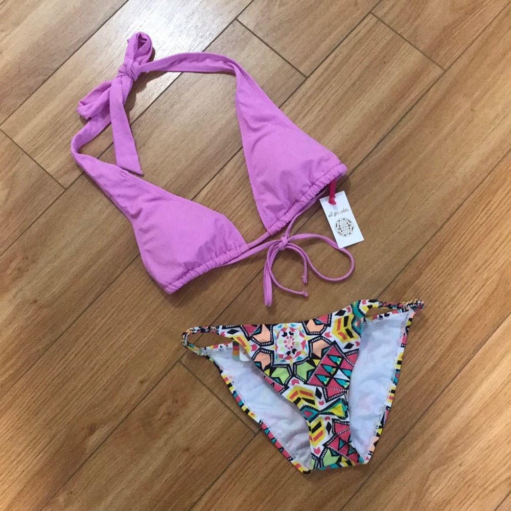 Super cute bikini!